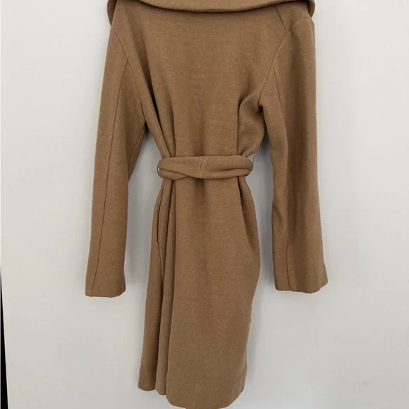 LESET Beige Textured Fabric - Picture 4 of 4